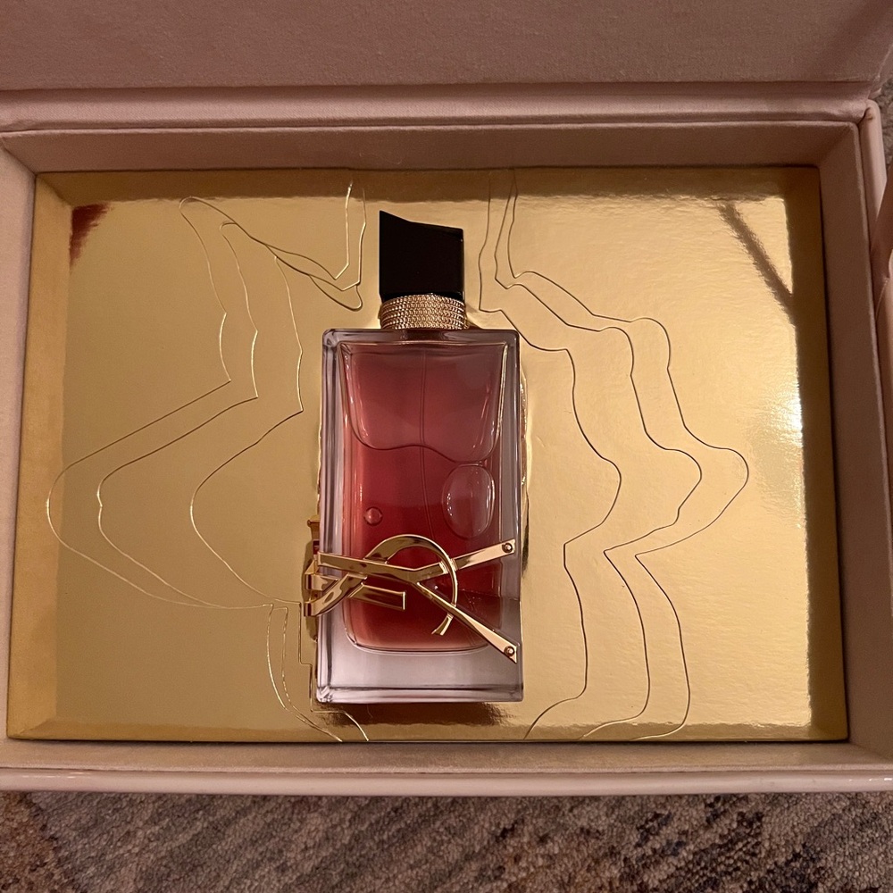 Yves Saint Laurent Libre Eau de Parfum Intense